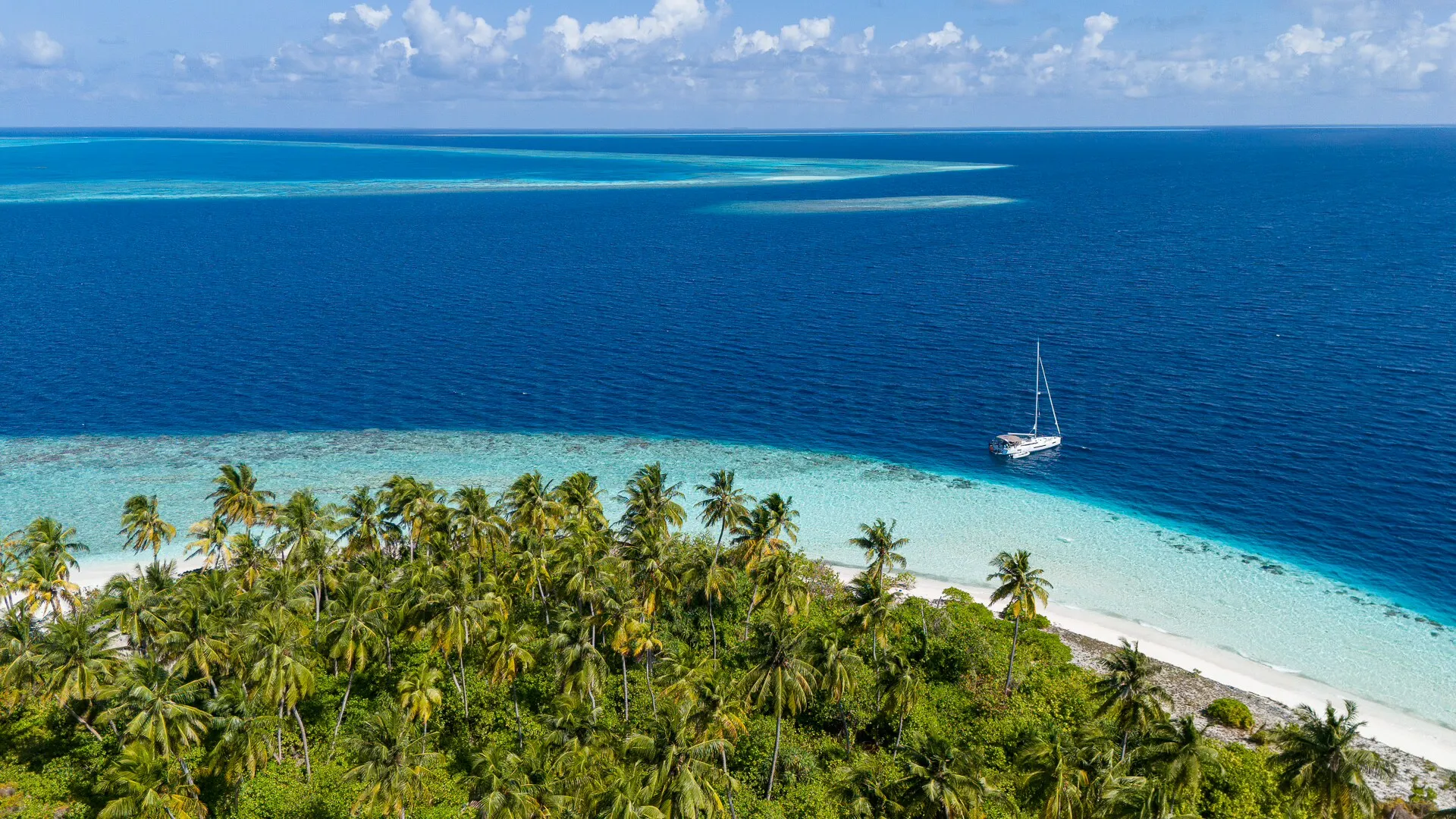 Life onboard S/Y Infinitea
